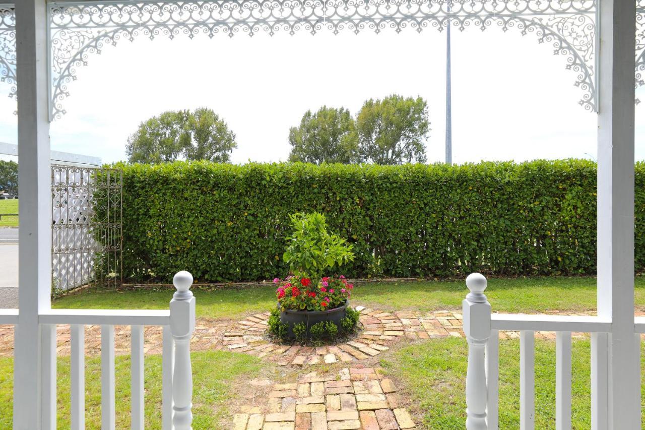 Central Heritage Villa Rotorua Exterior photo